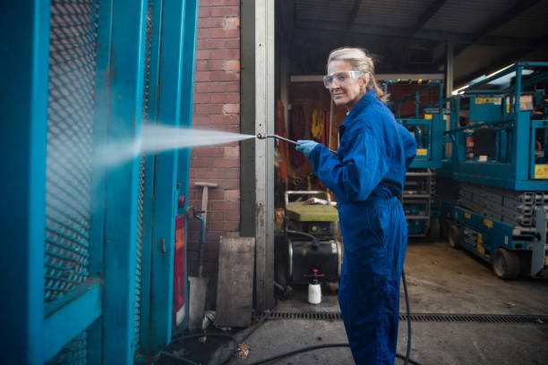 Best Machinery and Equipment Cleaning  in Hillcrest, NY